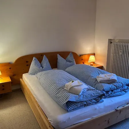 Ferienwohnung Enzian Erker * Гармиш-Партенкирхен